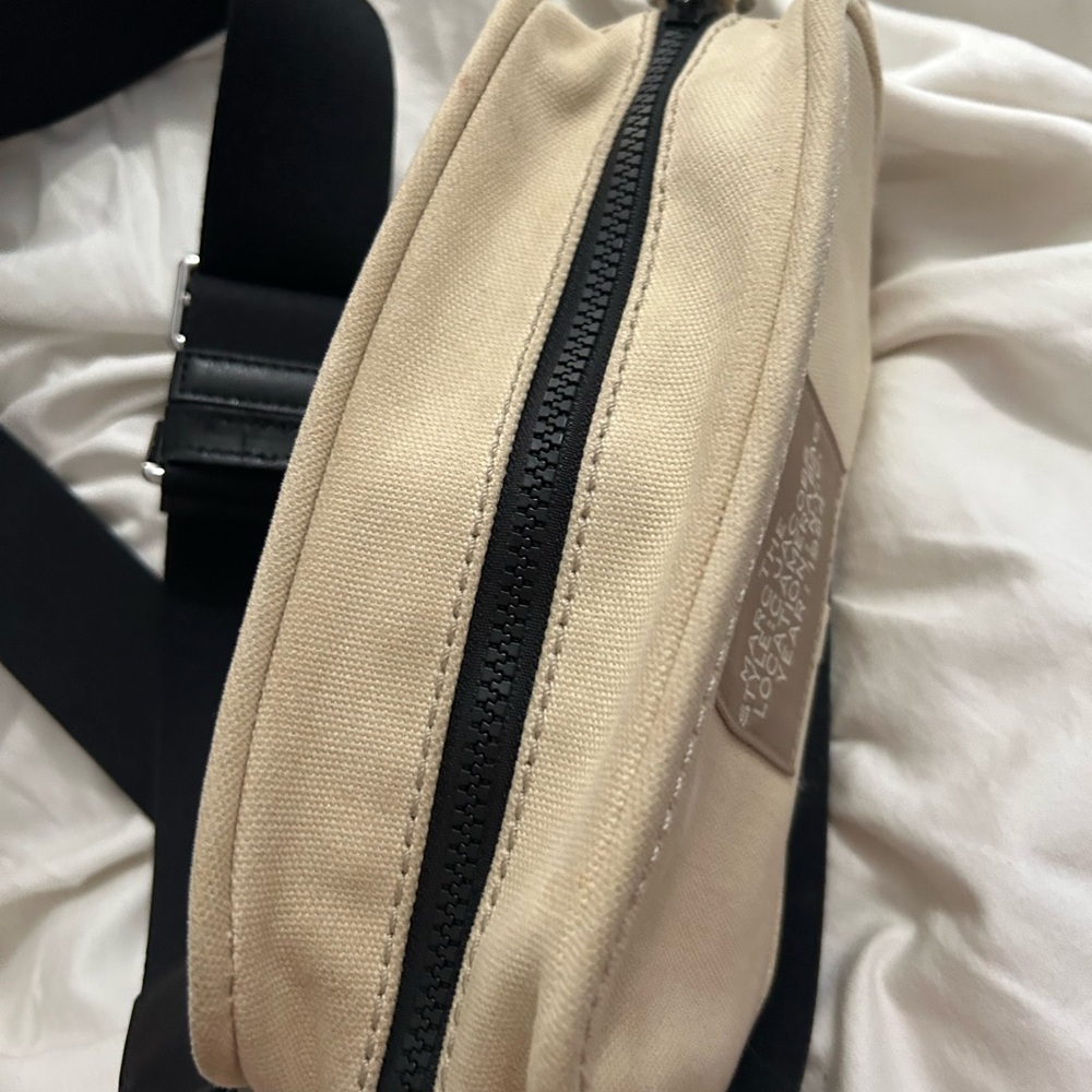 Marc jacobs Beige and Black Crossbody Bag